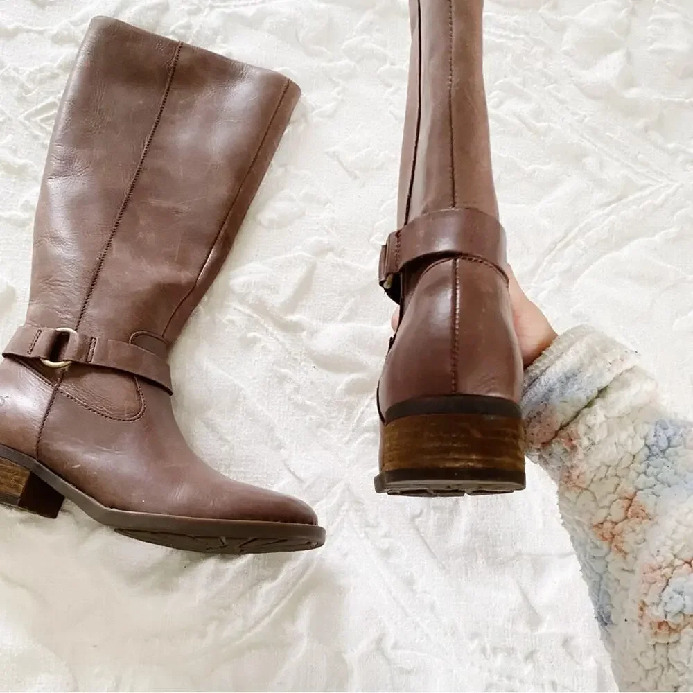 Born Saddler Tall Taupe Distressed Boots Size 6 New